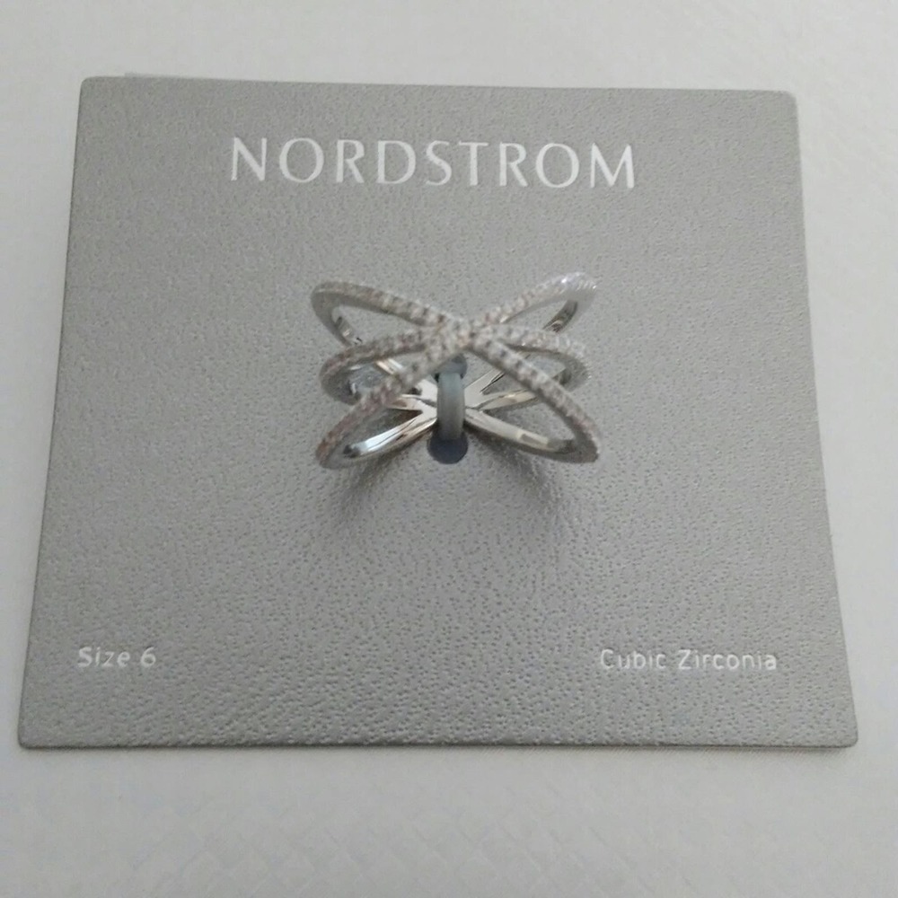 New Silver Cubic Zirconia Pavé Criss Cross Ring Sz 6 - Picture 3 of 4